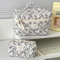 Sacs de courtepointe à fleurs noires pour femmes, sac à main de voyage, pochette fourre-tout à fermeture éclair portable, évaluation cosmétique, stockage de maquillage, poudres, mode Ins 5