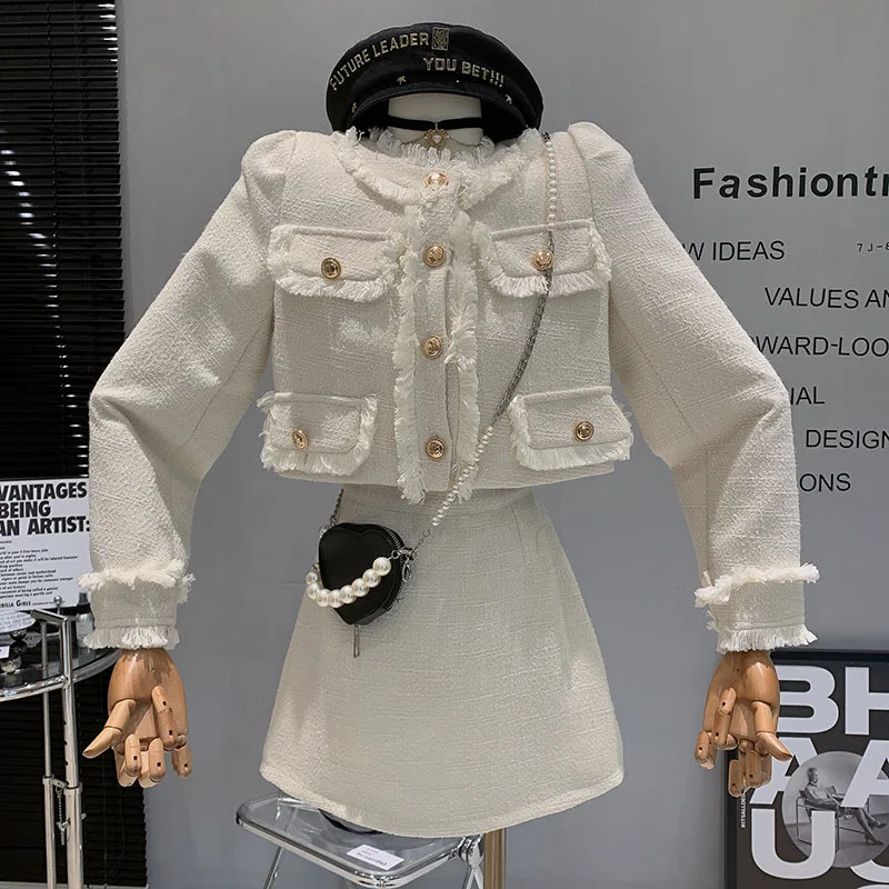 

Женский твидовый костюм с бахромой, комплект из двух предметов, пиджак с длинным рукавом и V-образным вырезом на пуговицах и юбка, вечерний костюм, новинка зимы 2022