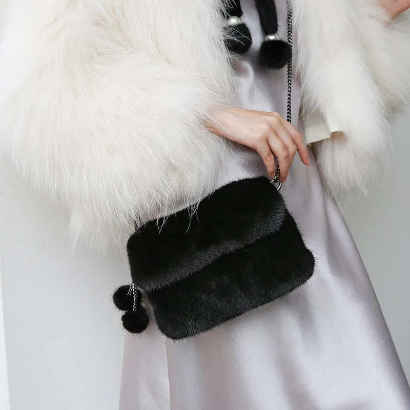 High Quality Women's Diagonal Cross Bag 100% Mink Fur High-end Banquet Handbag Trend Fashion Shoulder Bag Charm Temperament Bag