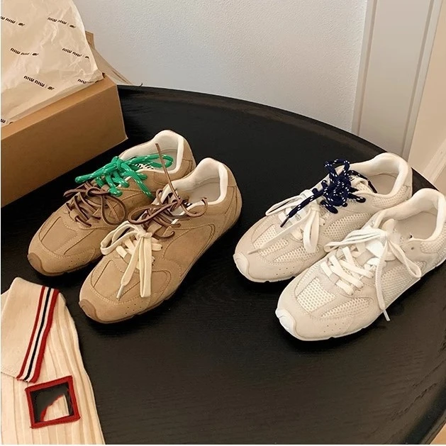 Sapatilhas de couro feminino 530 Sl Branco