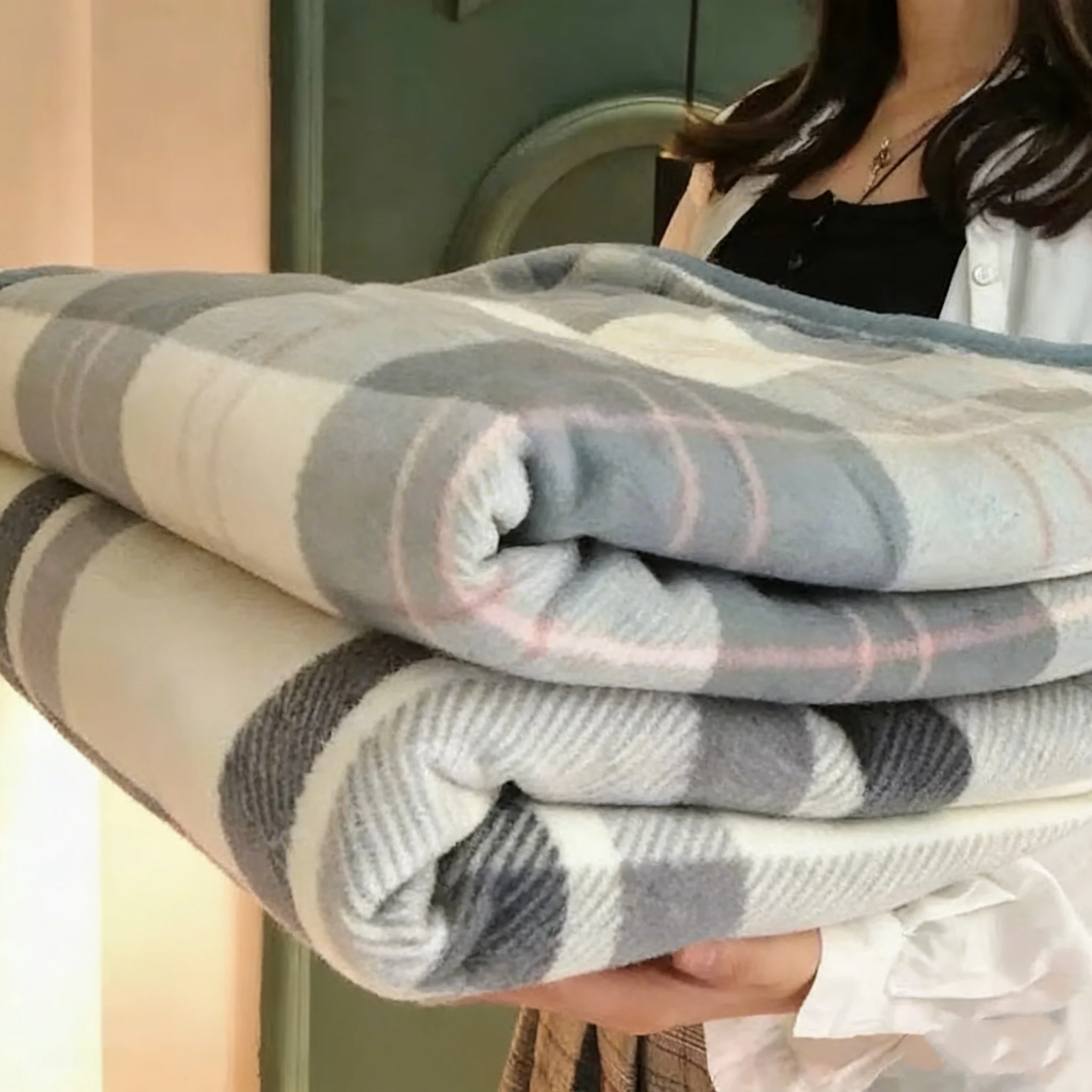 1pc Wearable Blankets Shawl Blanket Flannel Lazy Casual Office Blanket Sweater Wrap Topper Blanket Wearable Blankets Casual - 2