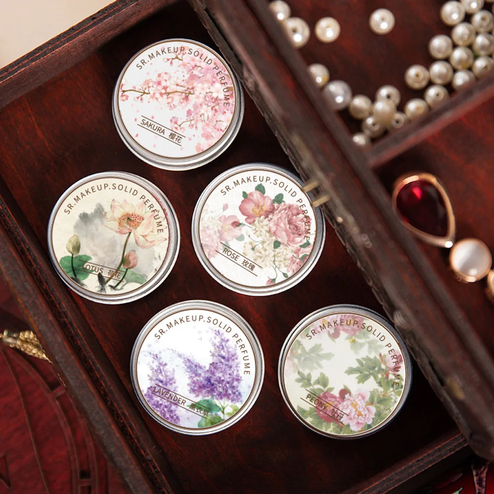 Oriental solid perfume