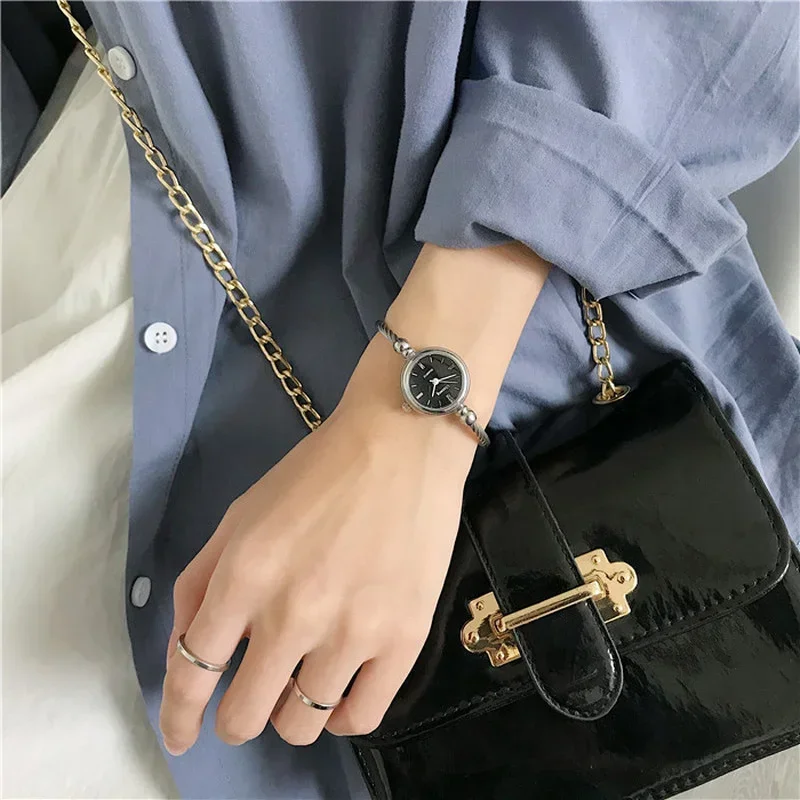 Luxury Fashion Gold Bangle Bracelet Women Watches Stainless Steel Retro Ladies Quartz Wristwatches Ulzzang Brand Small Clock 3