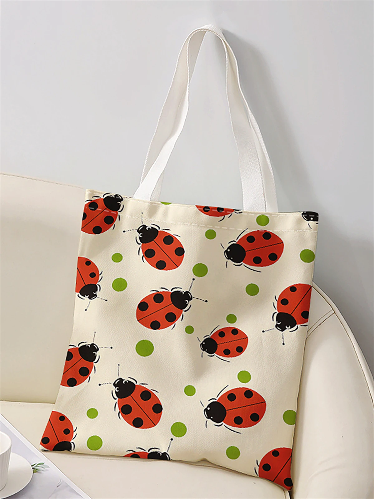 Ladybug pattern printed casual handbag, reusable fashionable backpack, multifunctional handbag, canvas shopping bag