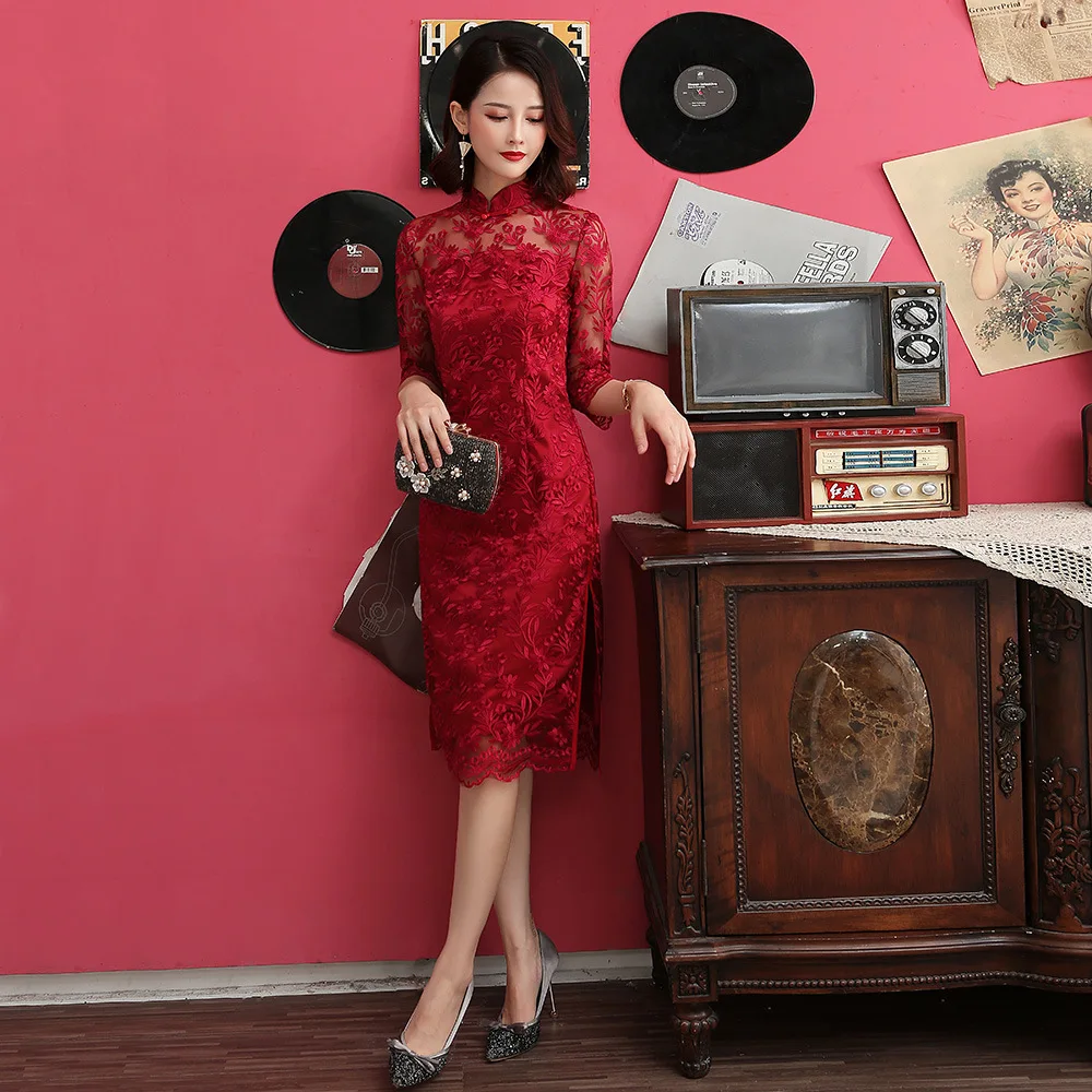 

2023 Summer Lace Mid-sleeve Red Cheongsam Mid-length Banquet Performance Qipao Chinese Style Wedding Bride Dress for Women