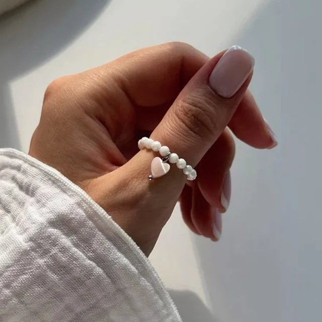 53003-2d9014.jpg Vintage Originality String of Beads Elastic Cord Heart Shape Shell Pendant Rings for Women Elegant Round Bead Rings Jewelry Gift
