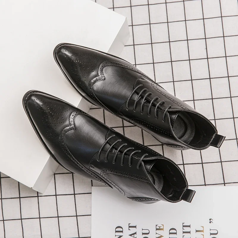 Misalwa Brogue College Style Men Chelsea Boots Lace up Versatile Leather Male Shoes Wedding Party Ankle Casual Short Boots