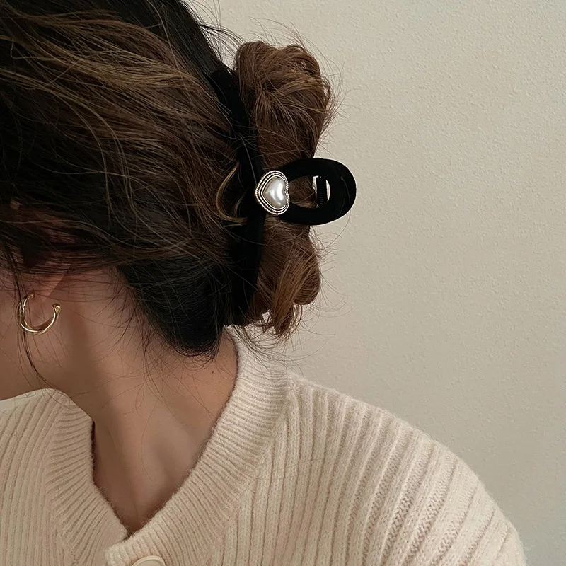 שחור קטיפה שיער קליפ לנשים ריינסטון לב נשים שיער טופר קליפים גדול גודל סיכת ראש Franch סתיו חורף שיער אבזרים