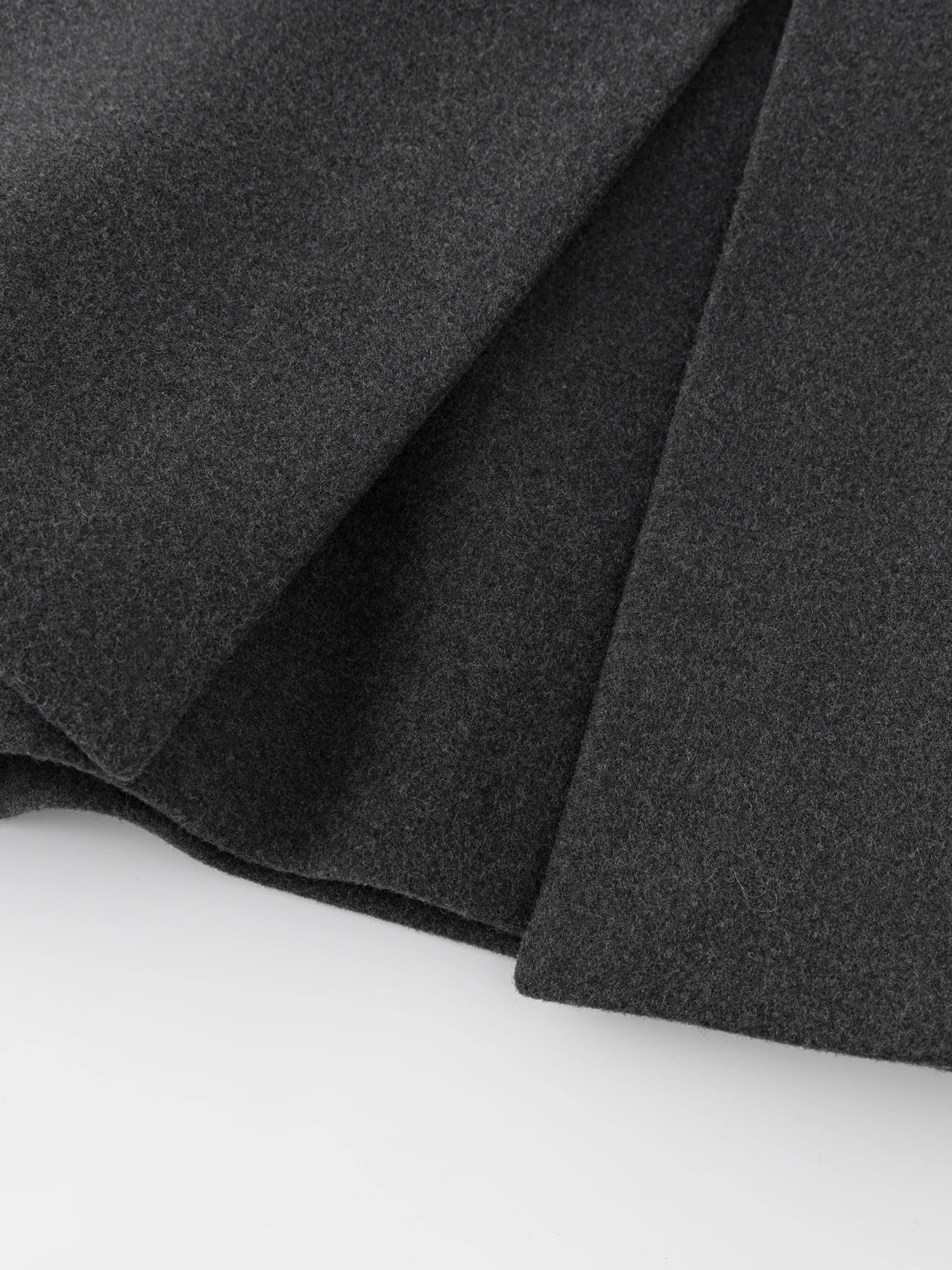 FSLE Asymmetrical Design Women's A-Line Skirt Pant Slit Hem Flattering High-Rise Shorts Winter 2025 New Arrival Chic Essentials