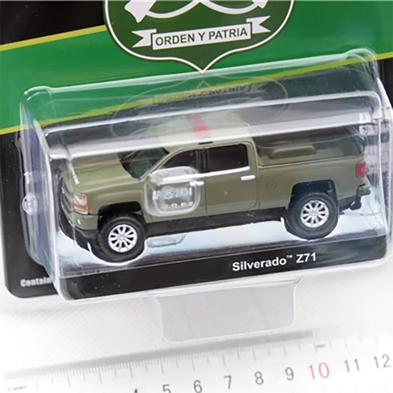 Greenlight Diecast 1:64 Scale 2018 Silverado Z71 Green