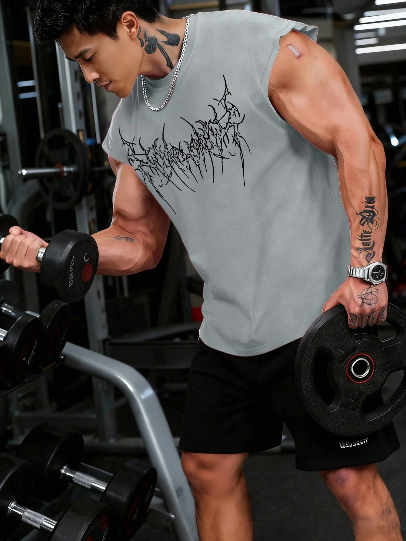 Men's Sleeveless Gym Tee, Gothic Thorns Print Workout Tank, Breathable Fitness Shirt for Spring Summer Bodybuilding, view 3