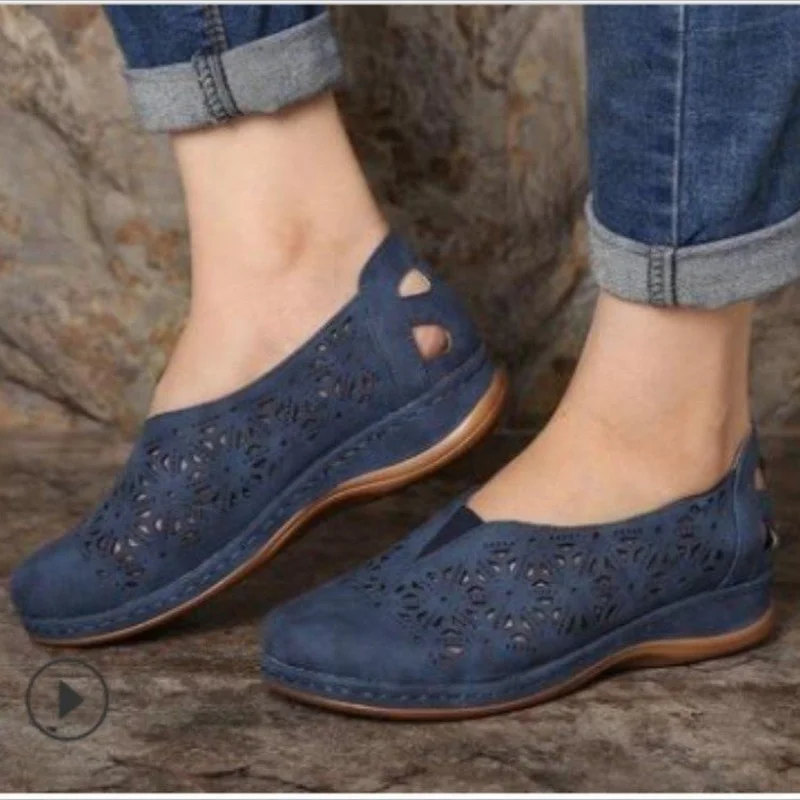 New Woman Leather Vintage Sandals Female Hollow Out Wedges Platform Shoes Plus Size Women Summer Slip on Retro Moccasins Sandals