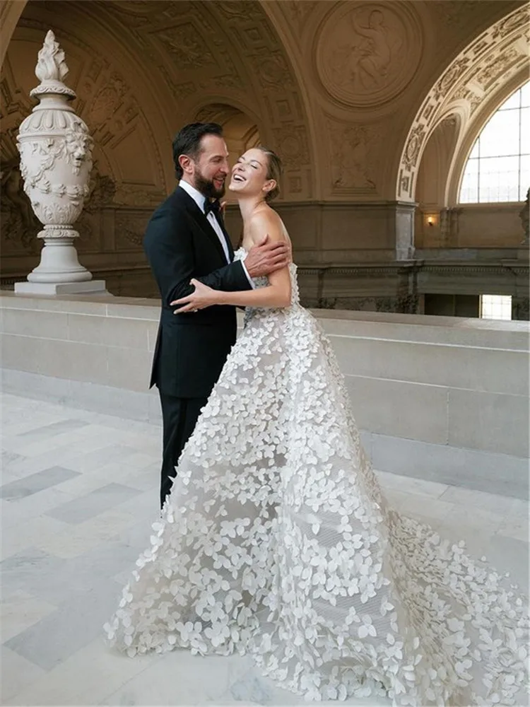 Luxury Wedding Dress for Church Ceremonies: A 2024 Expert Review on  Elegance, Fit, and Timeless Design