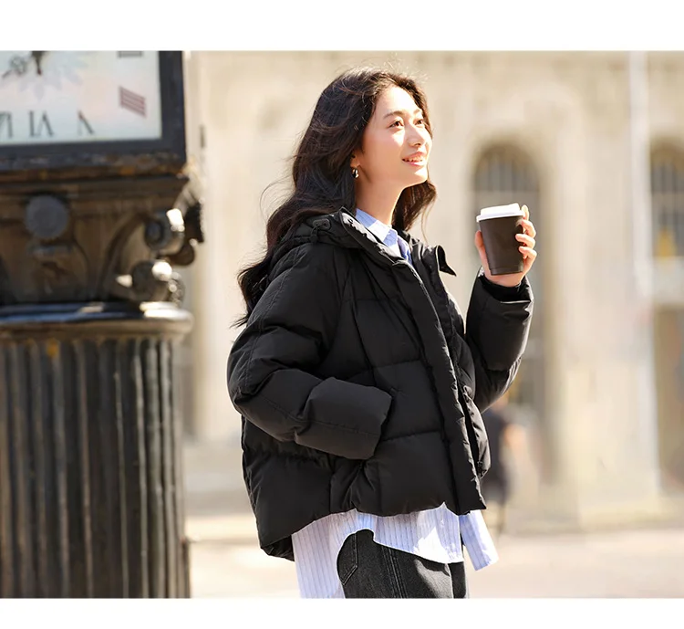 Down Jacket Women Loose Hooded New Winter Waterproof and Windproof Outerwear