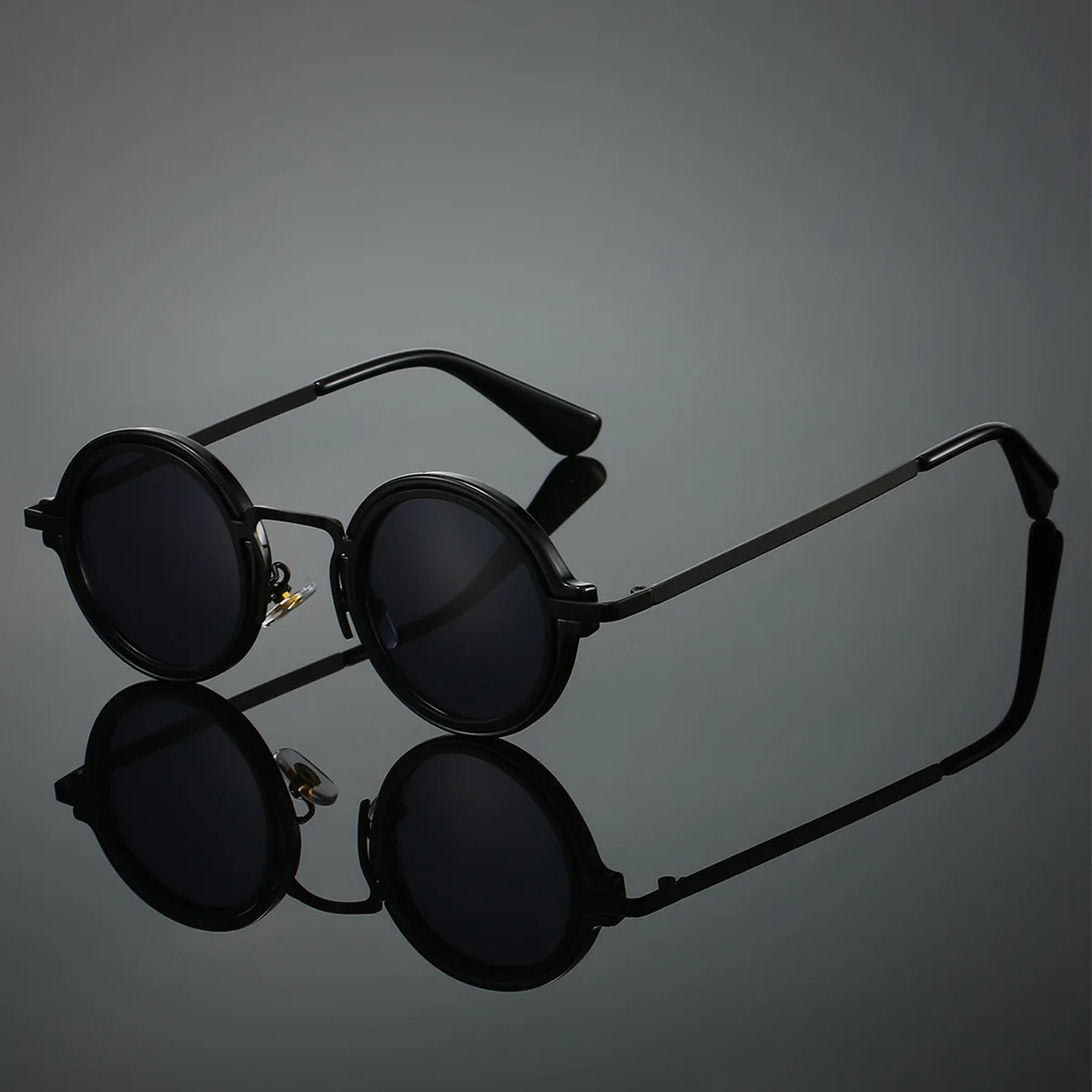 Vintage Punk Gradient Round Sunglasses - Trendy Luxury Outdoor Shades