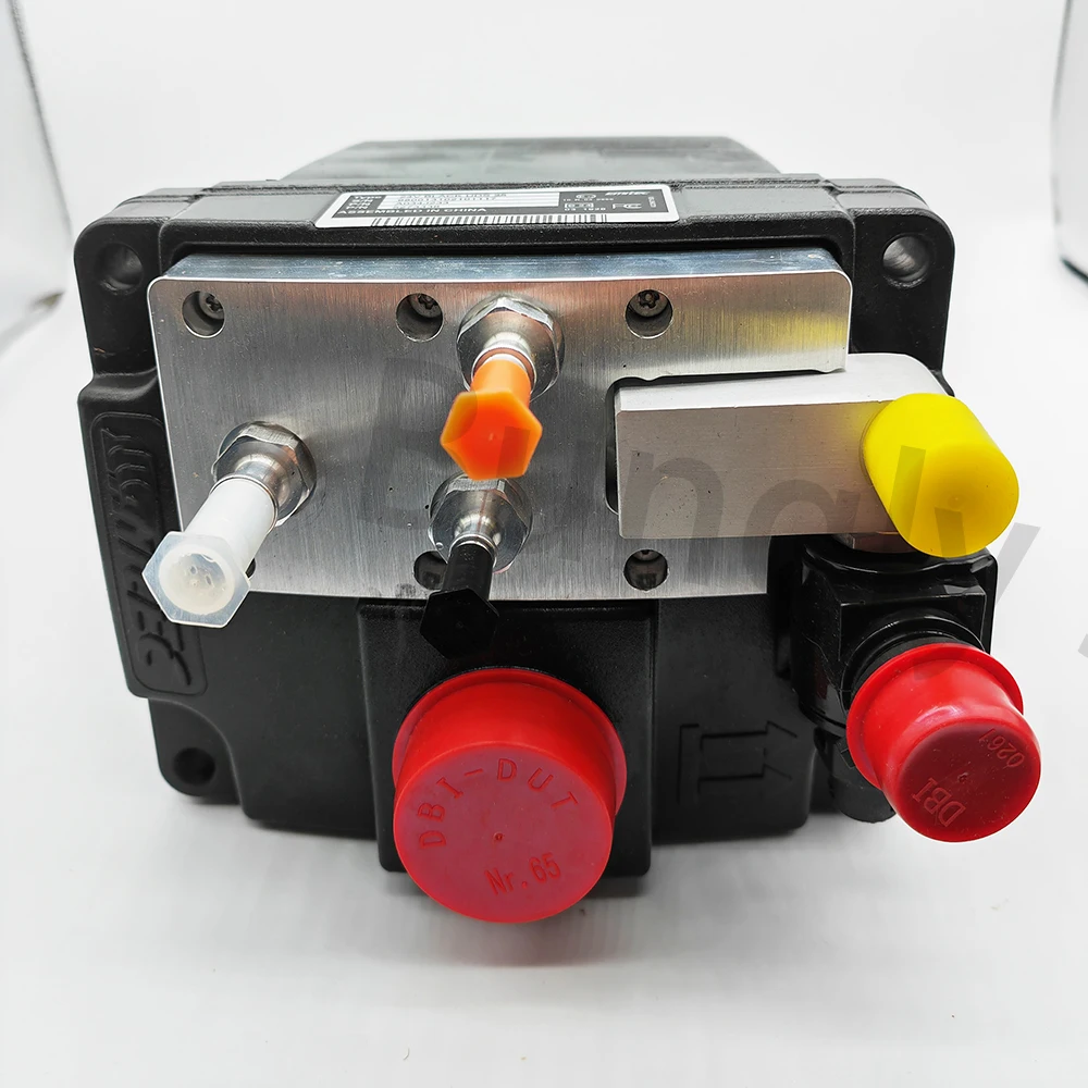 Original New Urea Pump Assembly 5273338 4931694 C1205710-KW100 E5273338 For DAF Cummins Emitec Urea Pump