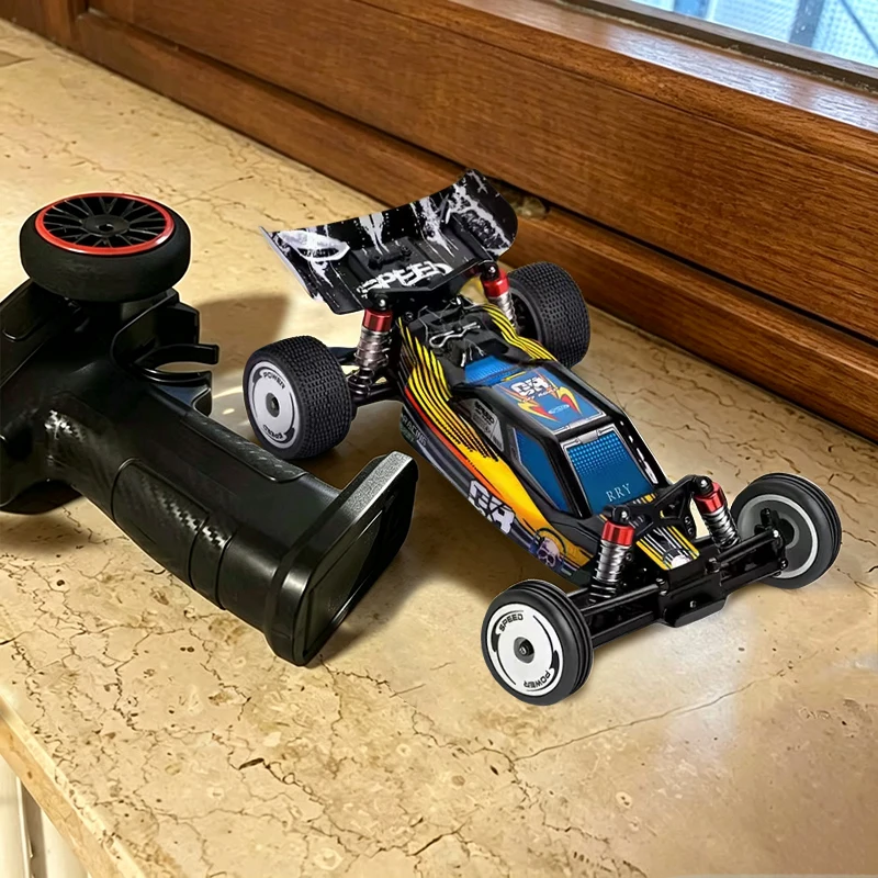 Wltoys 244016 Voiture RC 25km/h 2.4GHz 4WD Tout Terrain
