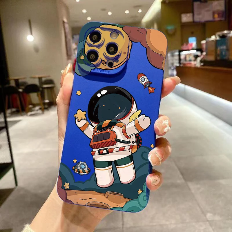 Cartoon Astronaut Phone Case – Stylish and Durable Protective Cover