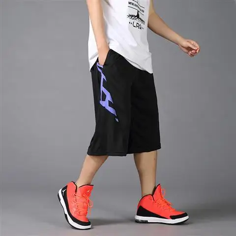 thumbnail image 1 of Pantalones cortos masculinos de baloncesto de secado rápido, pantalones cortos para hombre, bermudas de entrenamiento, moda esencial con estilo coreano, ropa elegante, 1 of 5