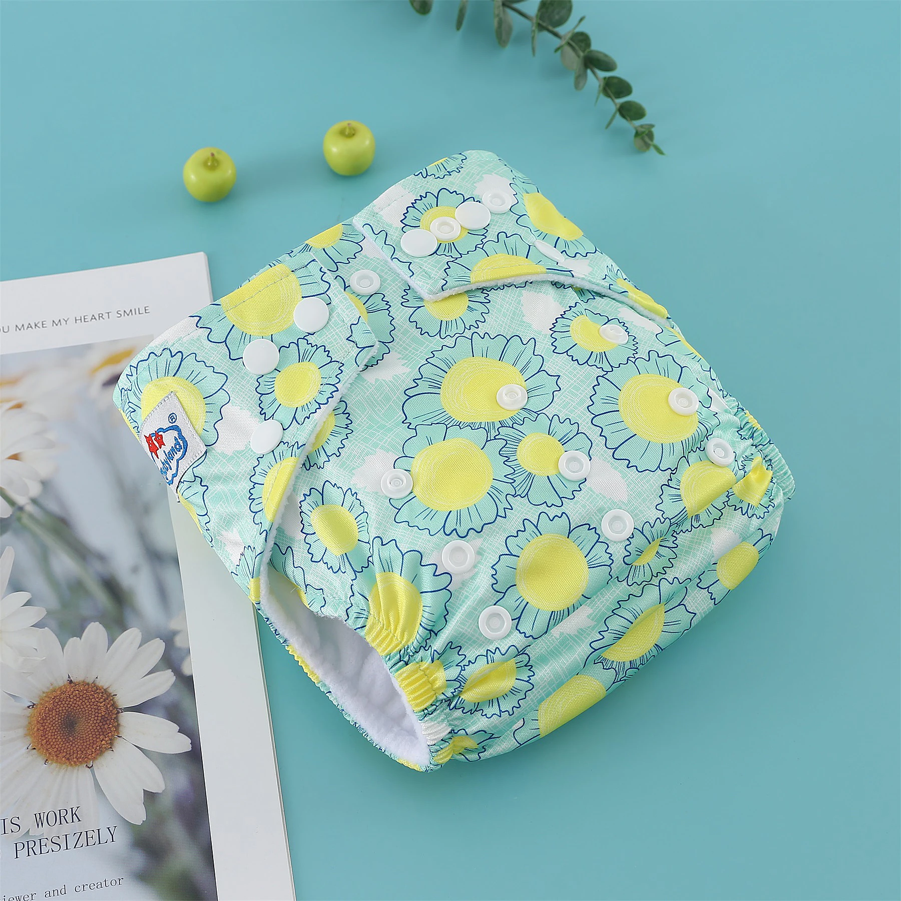

2022 New Arrival Newborn Eco-Friendly Cloth Nappy Panties Waterproof Washable Reusable Baby Diaper 4-16kg Baby Pocket Diapers