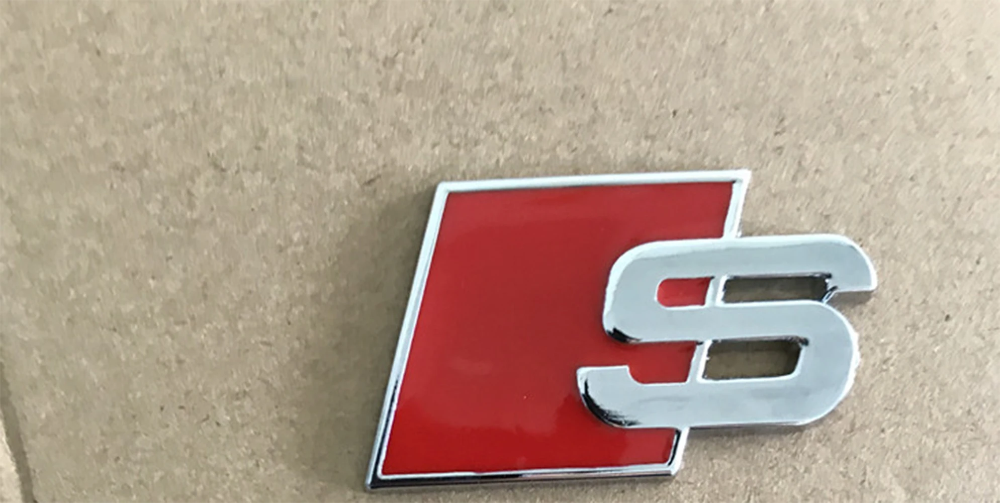 Рисунок 2 - Металлическая Наклейка для A4L A6L S3 S4 S5 S6 S8 5*3