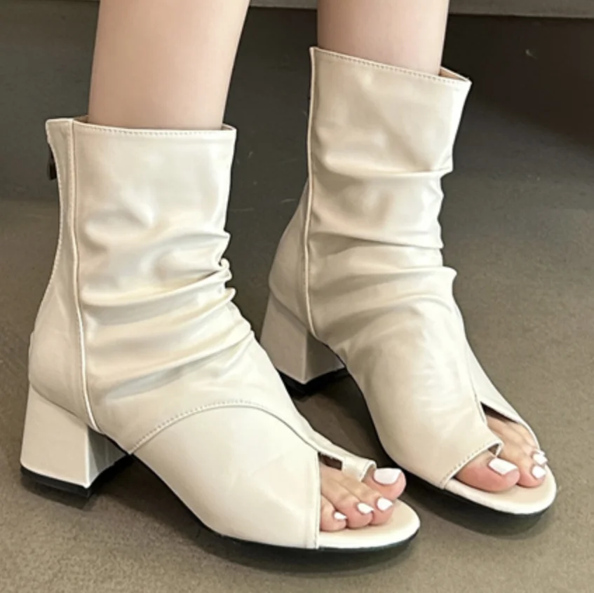 

Босоножки-гладиаторы в римском стиле, плиссированные полусапожки с высоким берцем, квадратный блочный каблук, повседневная обувь с оборками