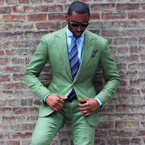 Костюм мужской зеленый льняной