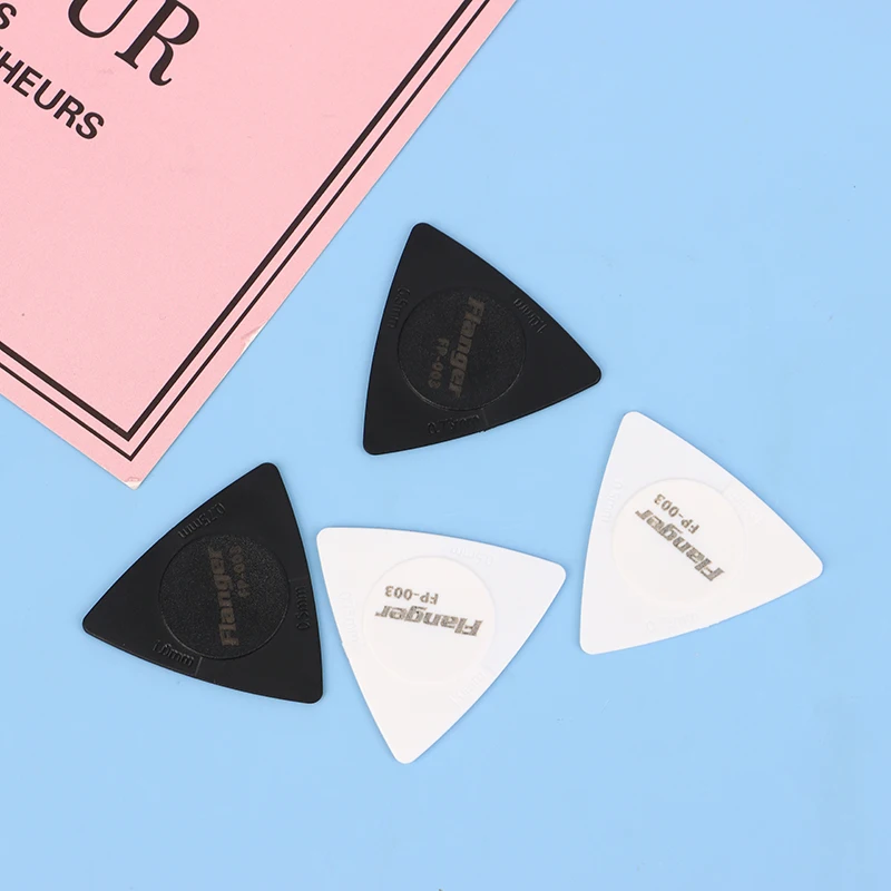 

2 шт., треугольные медиаторы для гитары, 3 толщины