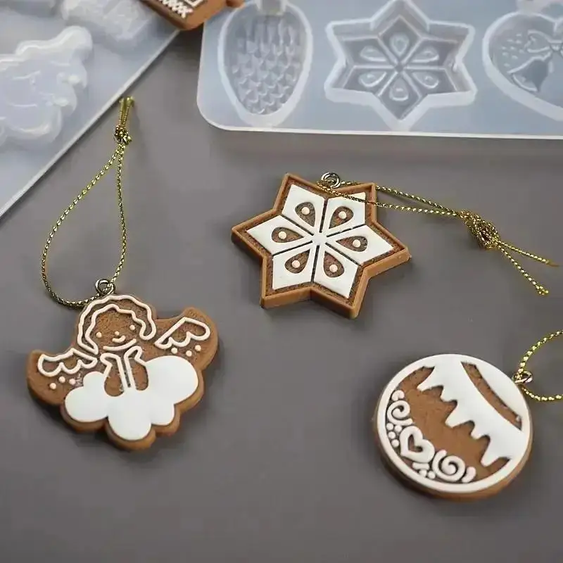 New Christmas Series Pendant Mold DIY Resin Christmas Tree Snowflake Reindeer Pendant Keychain Hanging Mold Christmas Ornament