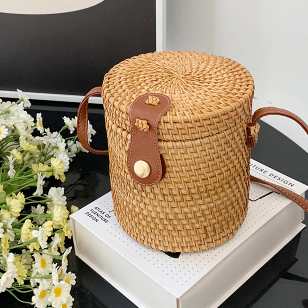 Half-round Rattan Woven Straw Bag, Simple Summer Beach Handbag, Women's  Knitted Crossbody Bag - Temu