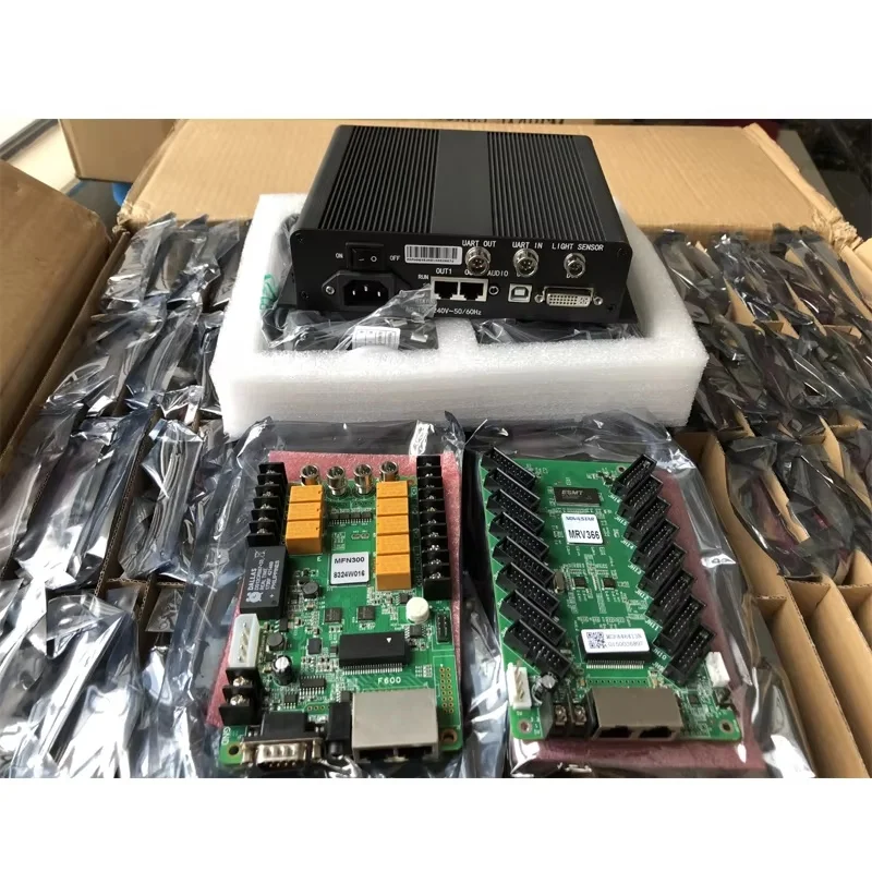 MSD300 LED 송신 카드 LED 비디오 월 디스플레이 화면용 풀 컬러 DVI 컨트롤러