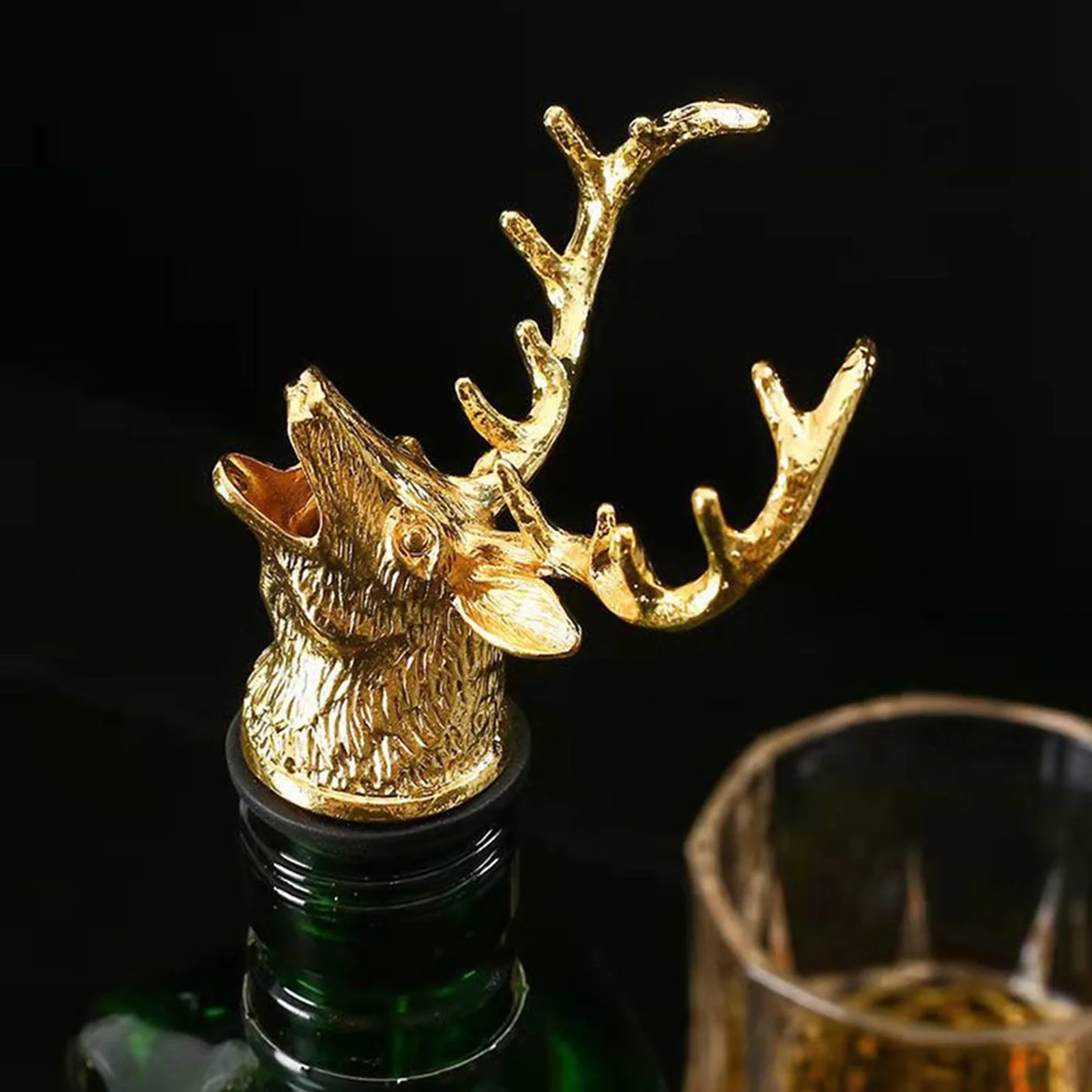 Zinc Alloy Deer Head Red Wine Aerator Pourer Wine Bottle Stopper Tool Eye Catching Animal Shape Design Made for Longevity