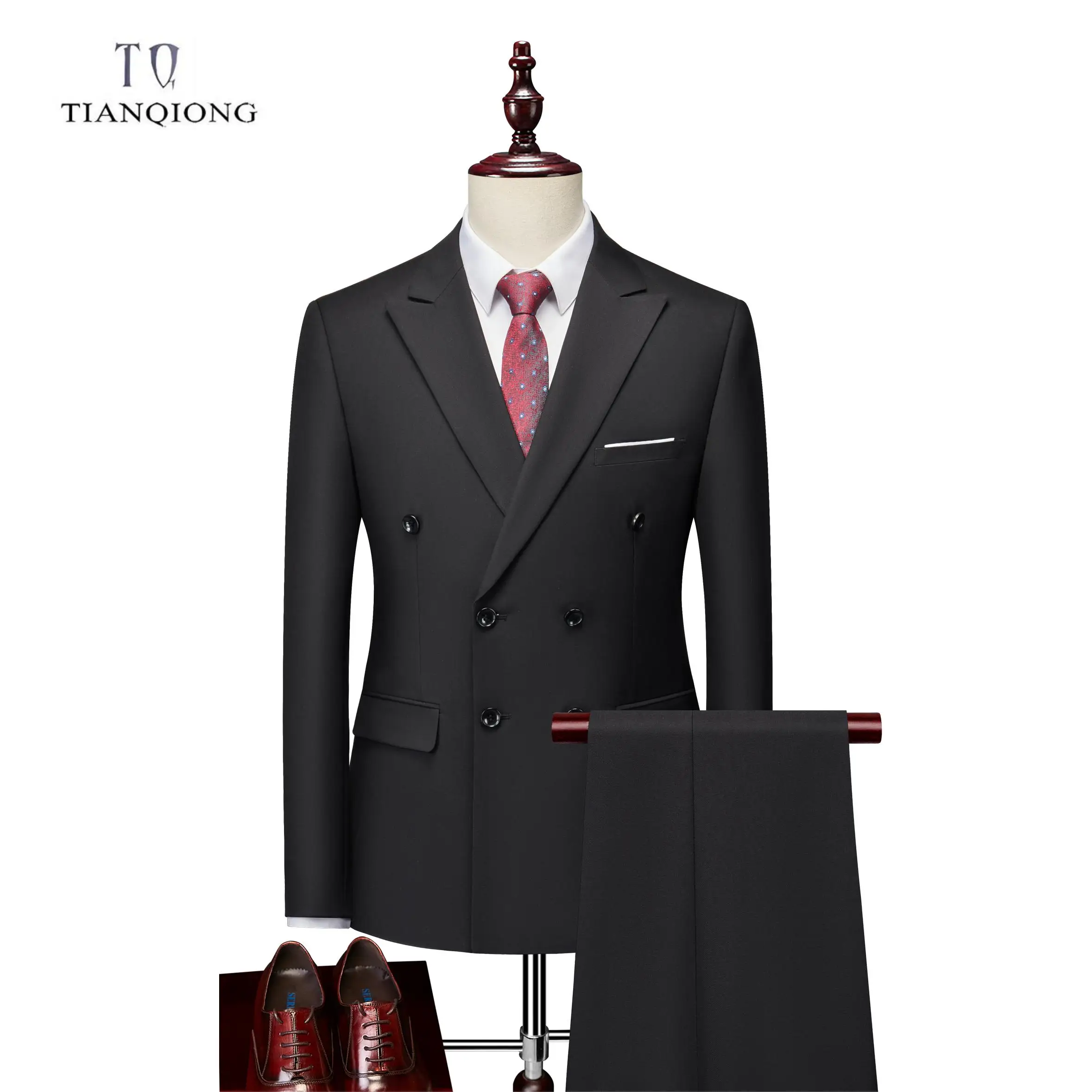 

TIAN QIONG New 3-piece stylish suit, fully reveals elegance and deduces extraordinary style