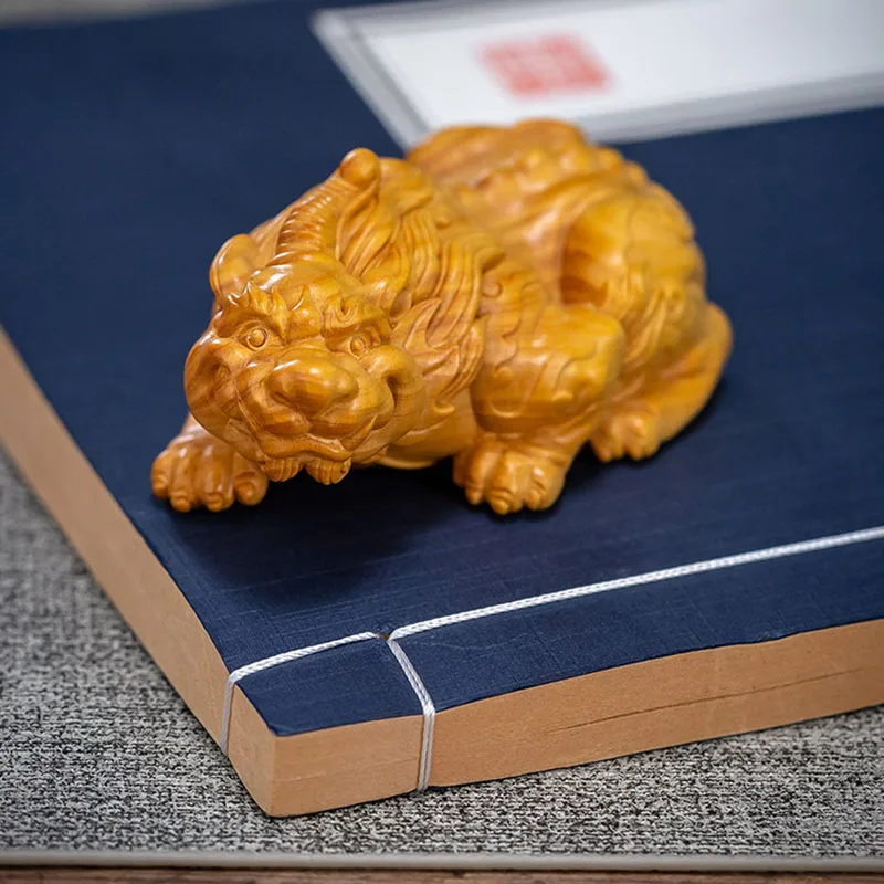 

XS578- 7 CM Baby Dragon Boxwood Sculpture Pi Xiu Wood Carving Lucky Feng Shui Statue Collection Ornaments