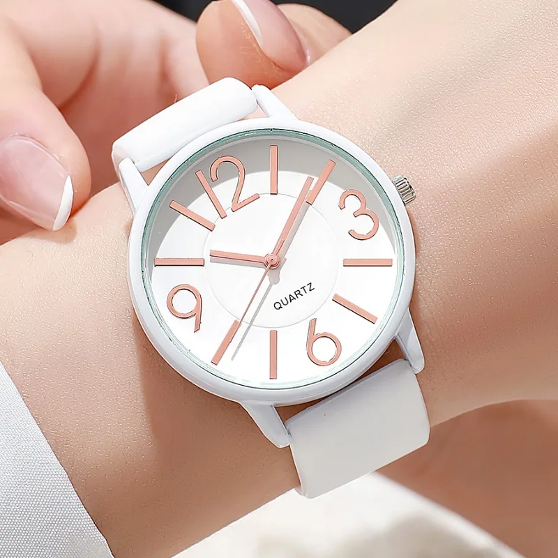 Elegant Women's Quartz Watch with Silicone Strap - Fashion Casual Timepiece