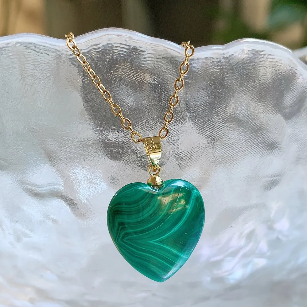 Malachite – Heart of Gemstone