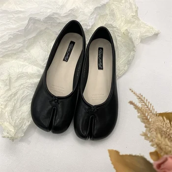 Women Black Tabi Ninja Shoes Woman Microfiber Leather Comfy Flats Split Toe Slippers Soft Bottom Loafers Ladies Moccasins 35-40 1