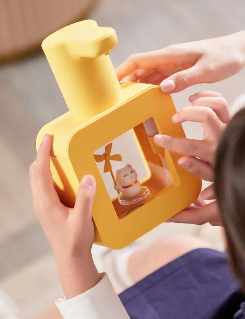 Household Wall Mounted Hand Washing Appliance For Children Smart Induction Automatic Foam Hand Washing Liquid Machine