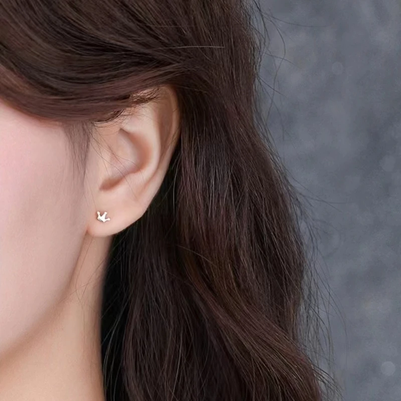 Mother's day S999 Sterling Silver tud Earrings Korean Mini Small Heart Jutterfly Stud Earrings for Women Ear Piercing Jewelry