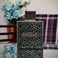 Parfum unisexe 100 ml, eau de parfum, longue tenue, notes chaudes orientales, boisées, vanille, musc, riche, luxueux, élégant, parfum de qualité supérieure, vaporisateur 5