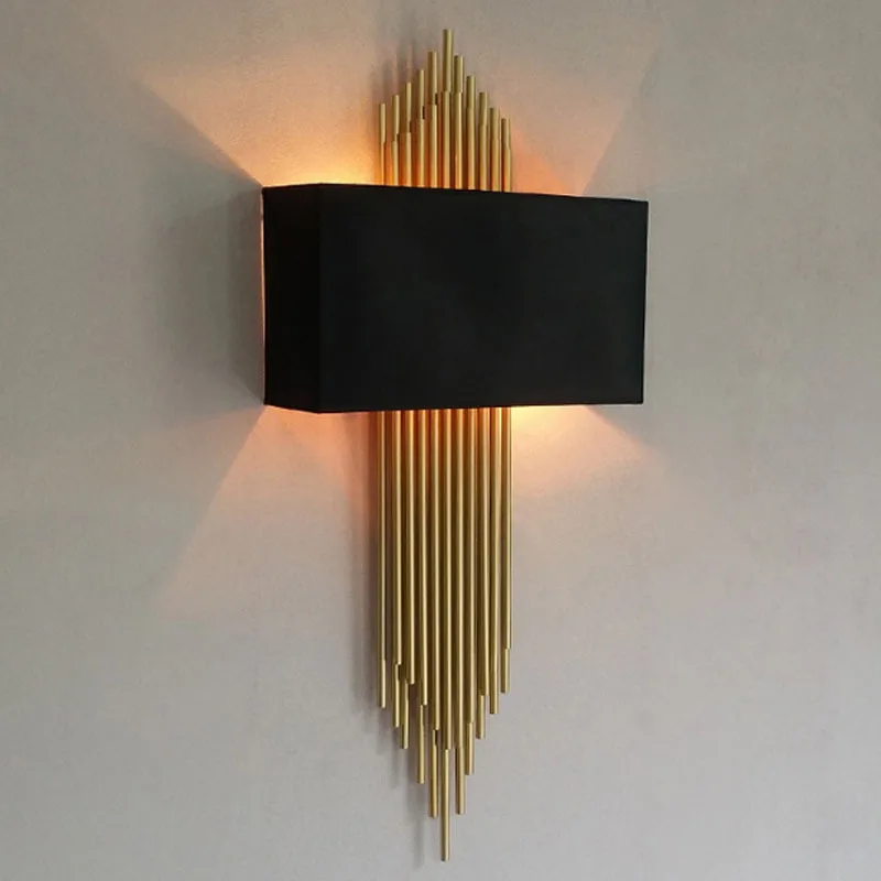 

Современная новая простая и модная Металлическая лампа в китайском стиле с гальваническим покрытием для гостиной, спальни, виллы, коридора, настенная лампа