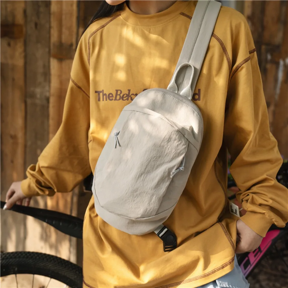 Neue einfarbige Brusttasche, leichte, multifunktionale Umhängetasche, verstellbarer Riemen, Hüfttasche für den Außenbereich – Detail 4