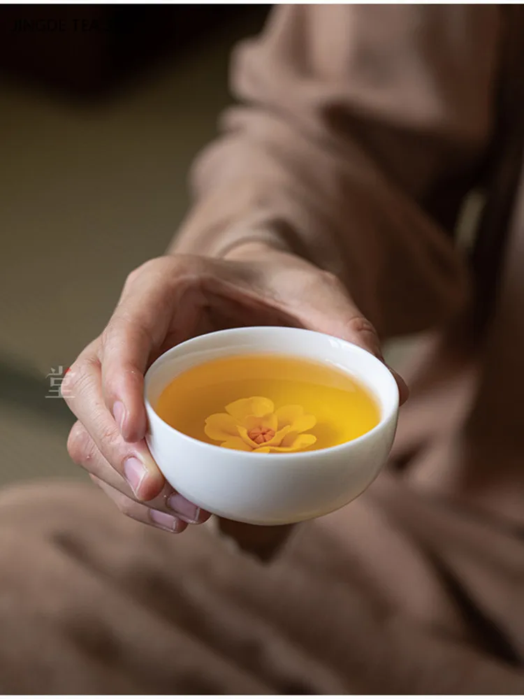 80ml Mutton Fat Jade White Porcelain Teacup Handmade Flower Master Cup Exquisite Ceramic Tea Cup Custom Portable Tea Accessories
