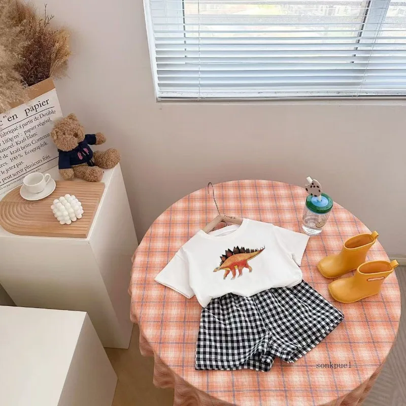 Dino T-Shirt & Plaid Shorts Set 2
