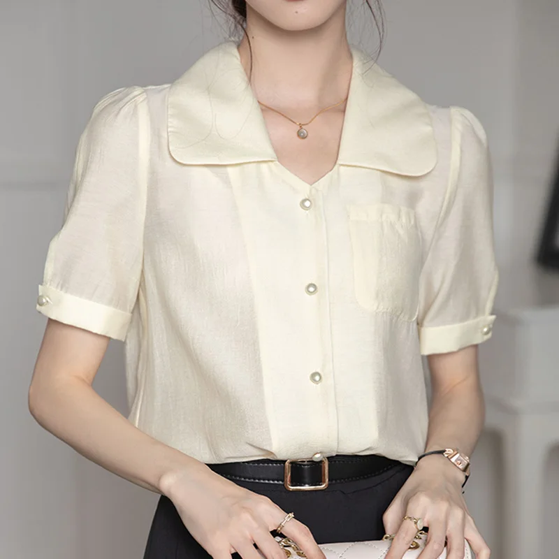 

Блузка женская летняя на пуговицах, с коротким рукавом и воротником «Питер Пэн»