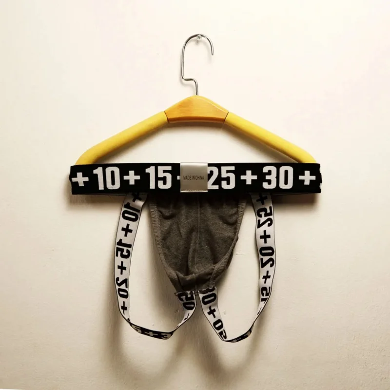 New Men's Underwear Hollow Sexy Low Waist U Bulge Bag Elastic Pants Men's Underwear Fashion Fancy Underwear 384