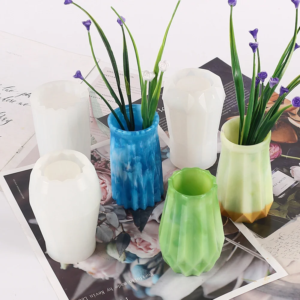 

Three types of cylindrical silica gel mold made of epoxy resin can be used for storage of vase ornaments