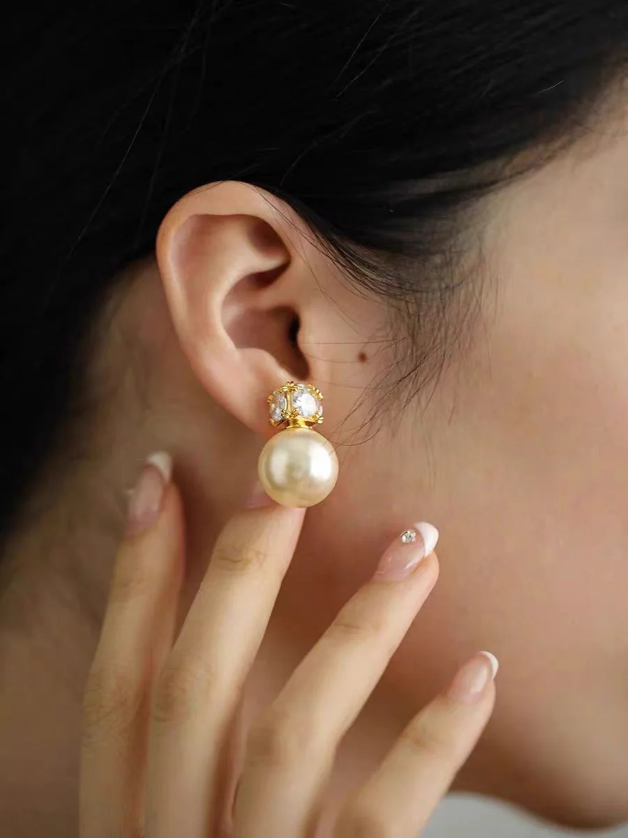 

Модные большие серьги с белым цирконом и жемчугом для женщин, осень/зима, французская искусственная кожа, роскошная нишевая Элитная Очаровательная трендовая бижутерия