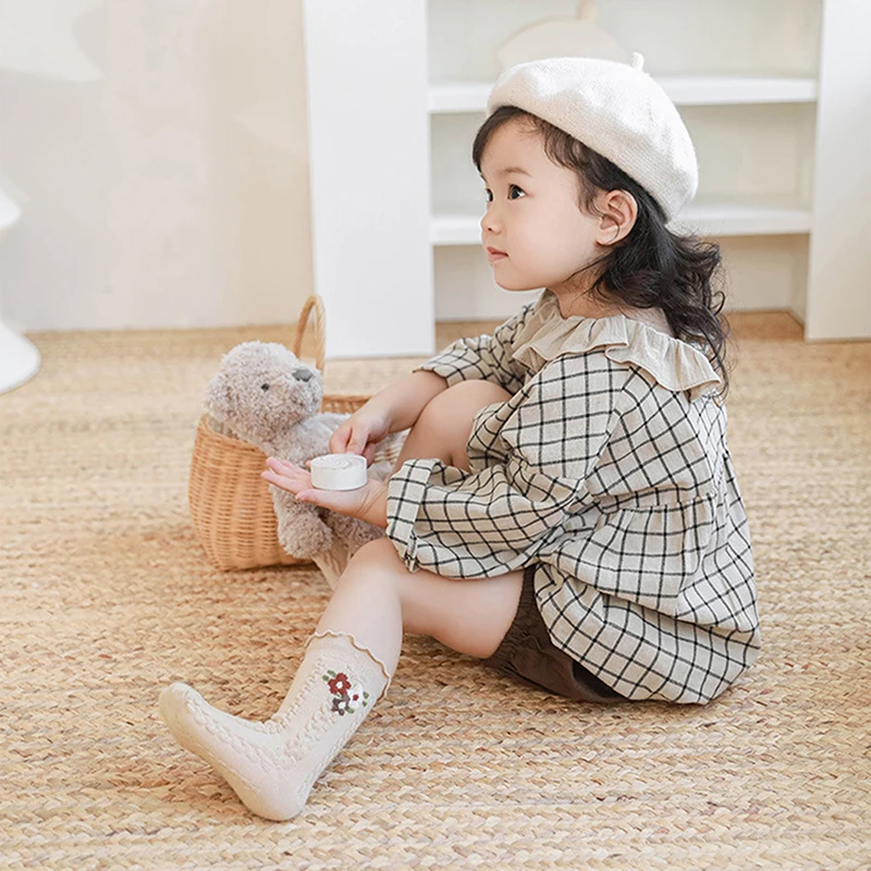 Adorable Infant Girls Lace Socks with Bowknot Detail Perfect for Special Occasions like Baptism Birthday and Holidays