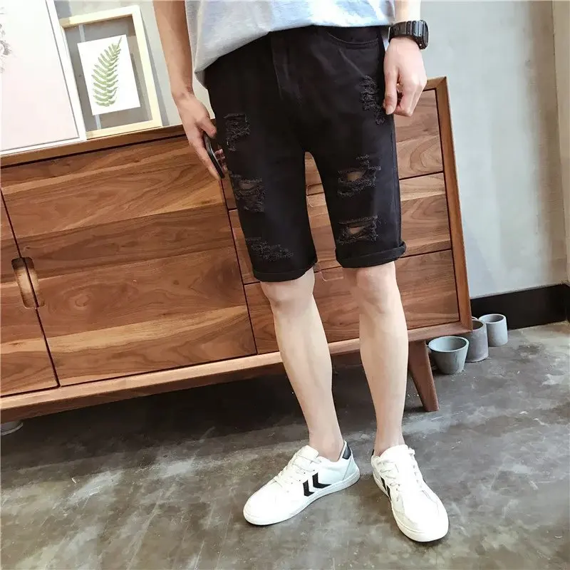 2023 New Men's Denim Shorts Ripped Five Quarter Pants Trend Korean Version Slim Mid-length Pants Summer Thin Style Loose Jeans
